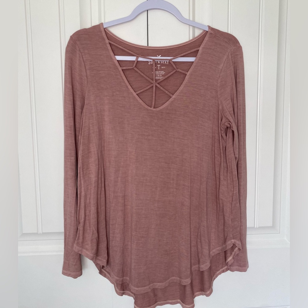 American Eagle Soft and Sexy Blush Pink Shirt